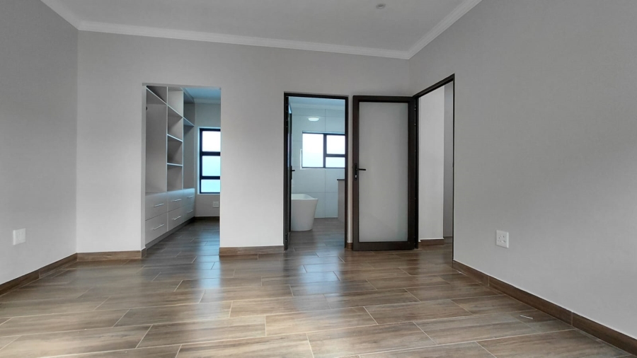 4 Bedroom Property for Sale in Stilbaai Wes Western Cape